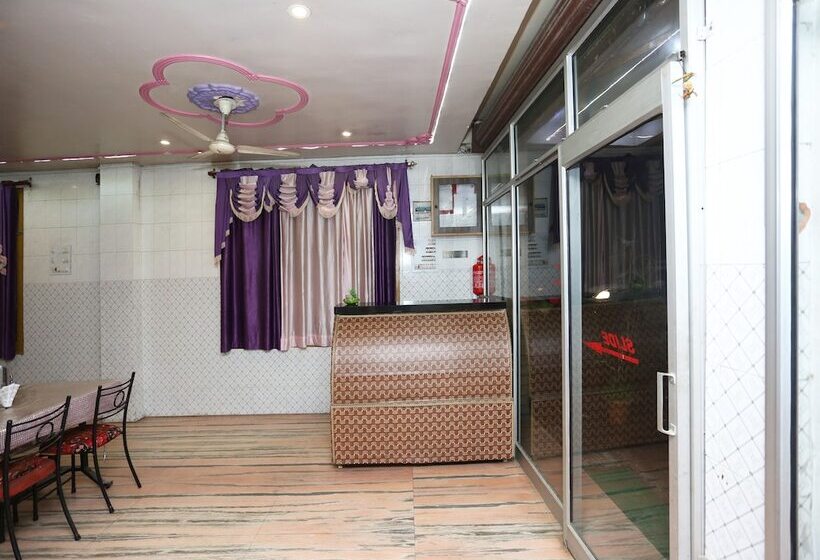 فندق Star By Oyo Rooms