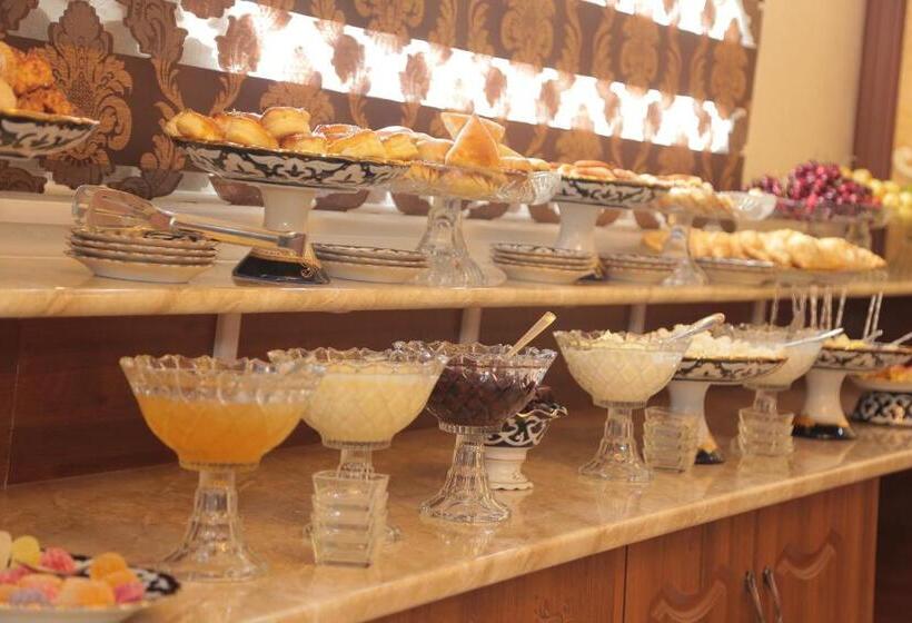 فندق Turon Plaza