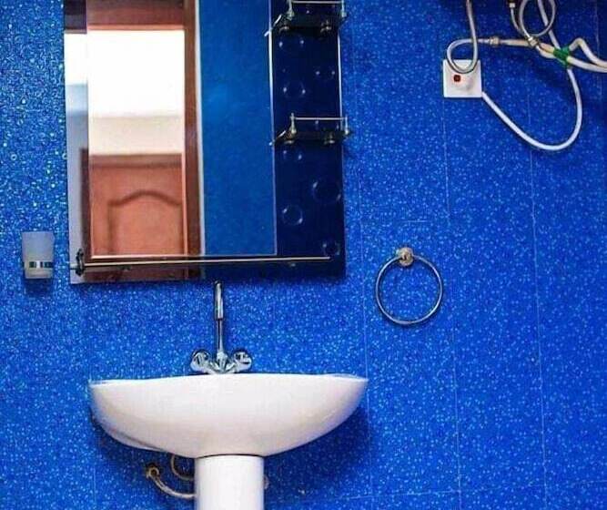 هتل Whyte View Lodge