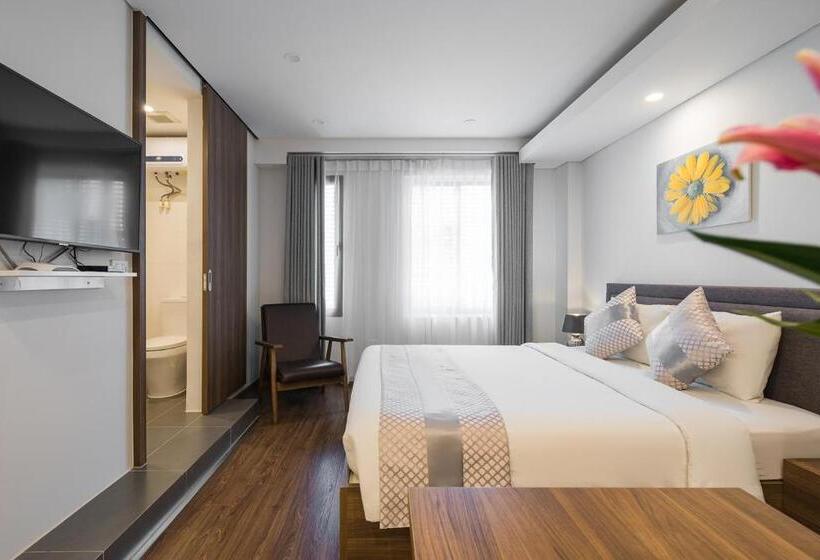 Narcissus Hotel & Apartment