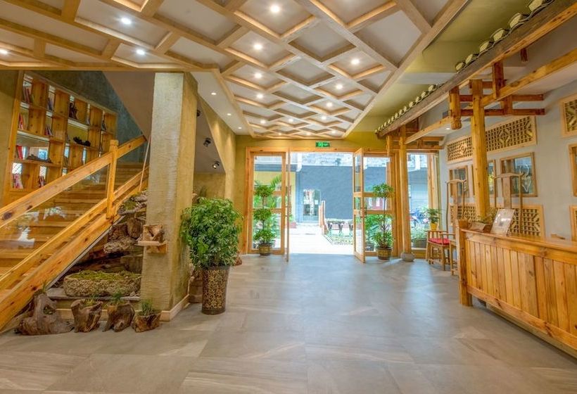 بنسيون Floral  Fenghuang Huercaowu