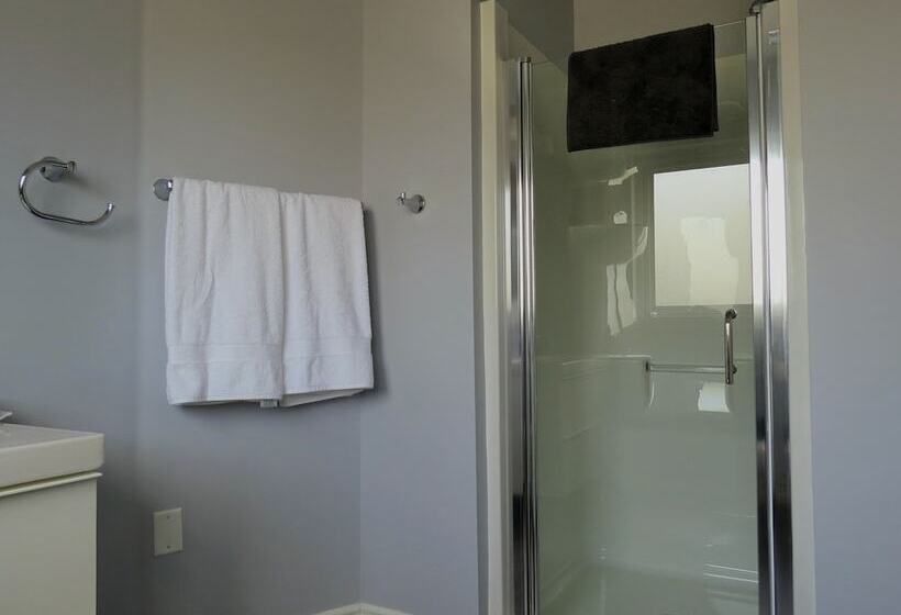 The Fourth Lock Bed & Breakfast