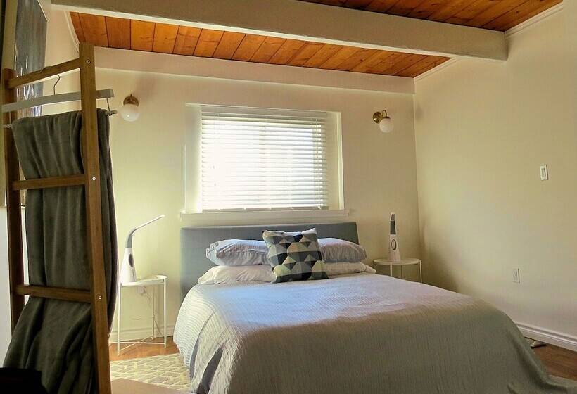 The Fourth Lock Bed & Breakfast