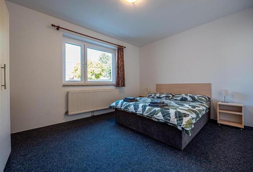 Xlsuite Apartment Deluxe