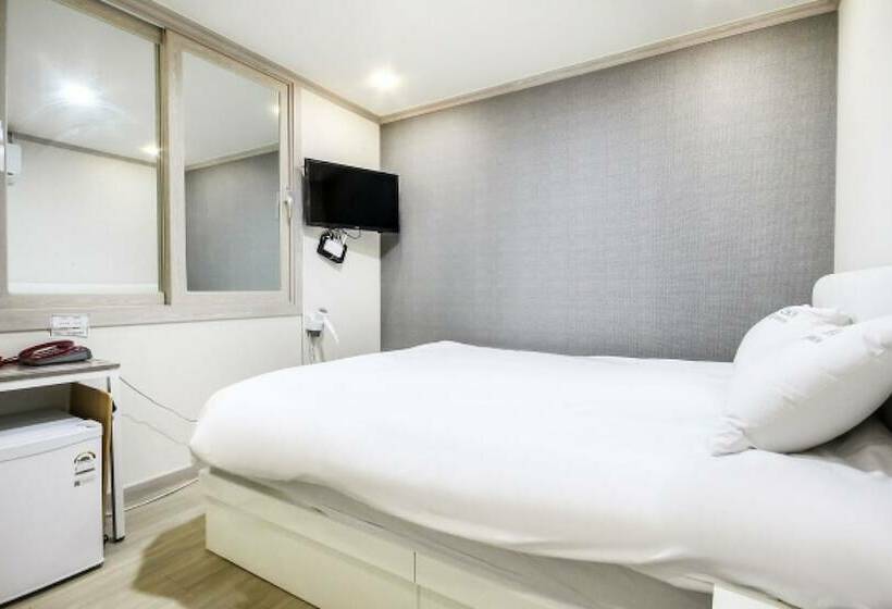 Yeosu Rainbow Self Check In Motel