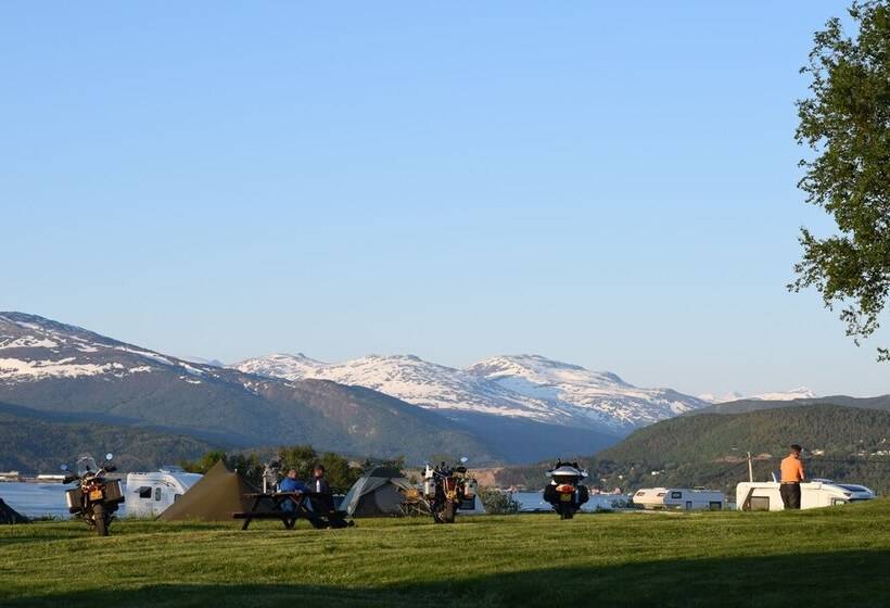 호스텔 Lundhøgda Camping Og Motell