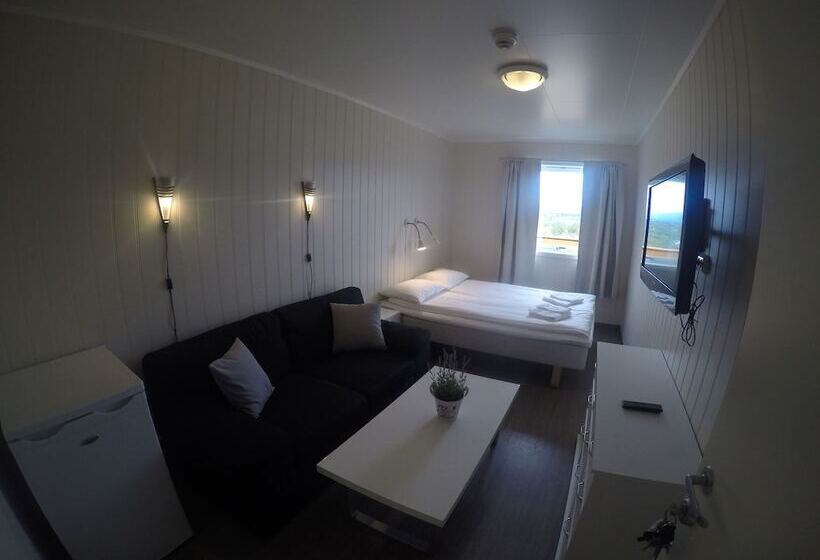 הוסטל Lundhøgda Camping Og Motell