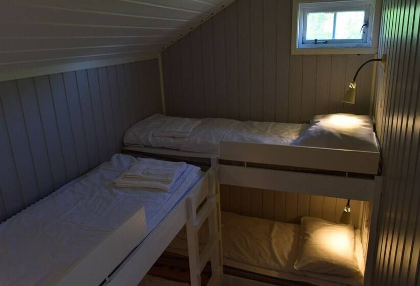 הוסטל Lundhøgda Camping Og Motell