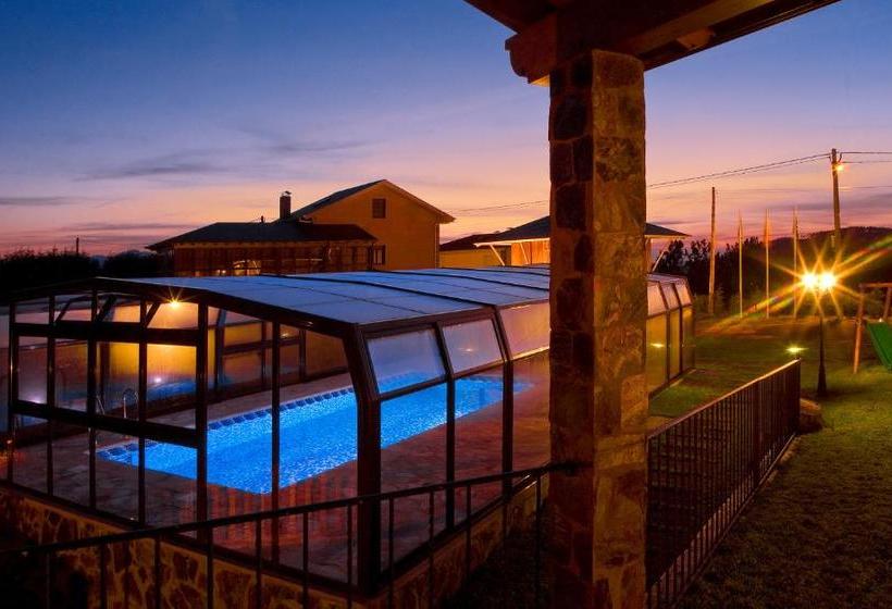 Apartamentos Rurales El Fresnu