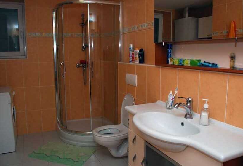 تختخواب و صبحانه Villa Paris