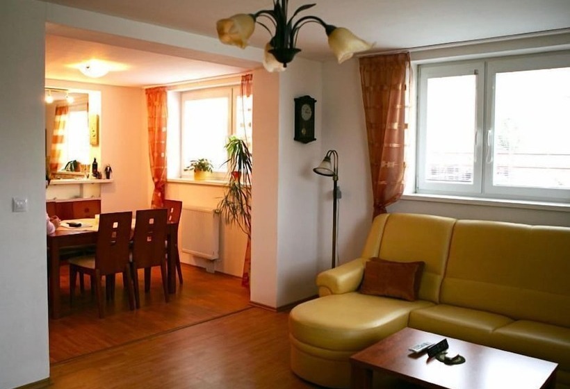 تختخواب و صبحانه Villa Paris