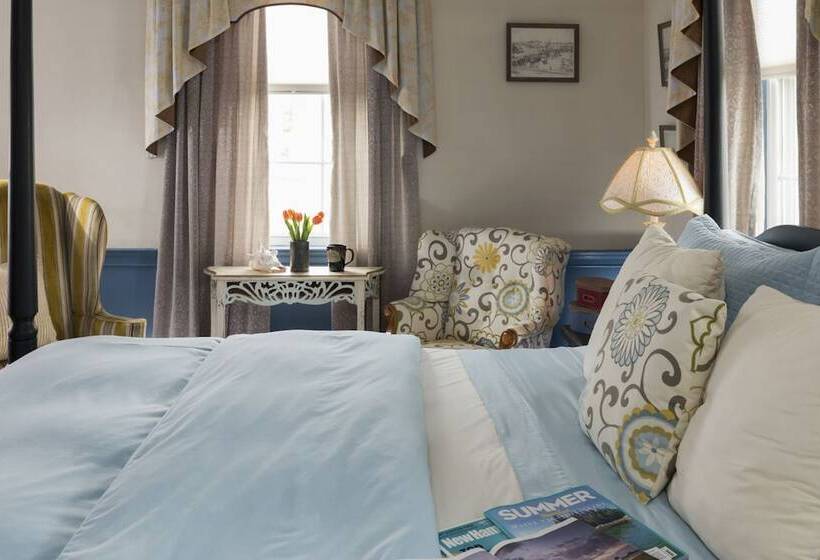 مبيت وإفطار Wakefield Inn & Restaurant