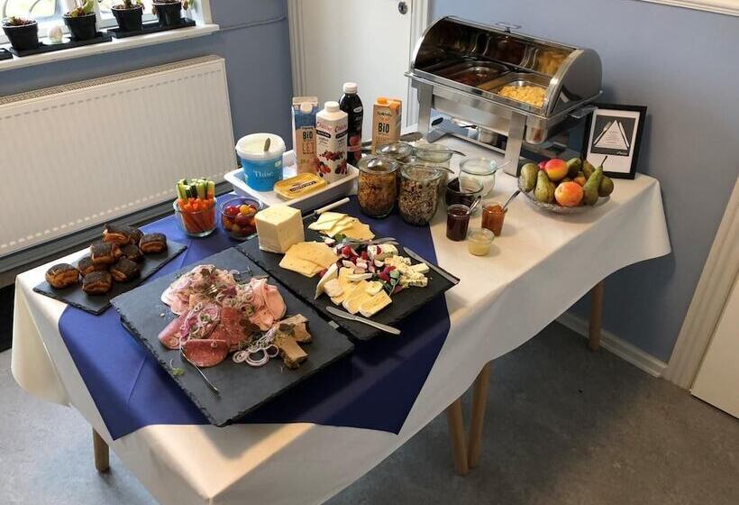 簡易ホテル Faaborg Vandrehjem