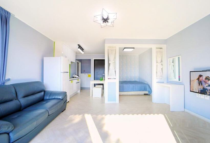 Gyeongju Hyu Plus Pension