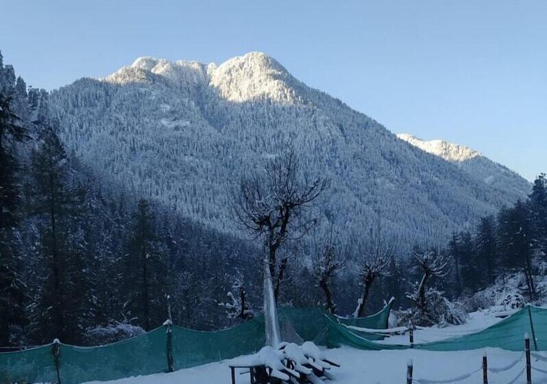 Highland Gojh Kasol   Hostel