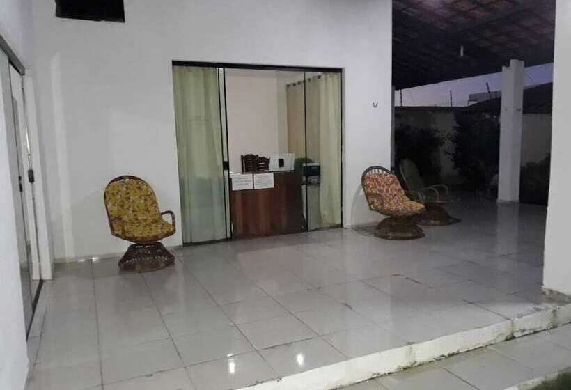 مسافرخانه Pousada Beach House