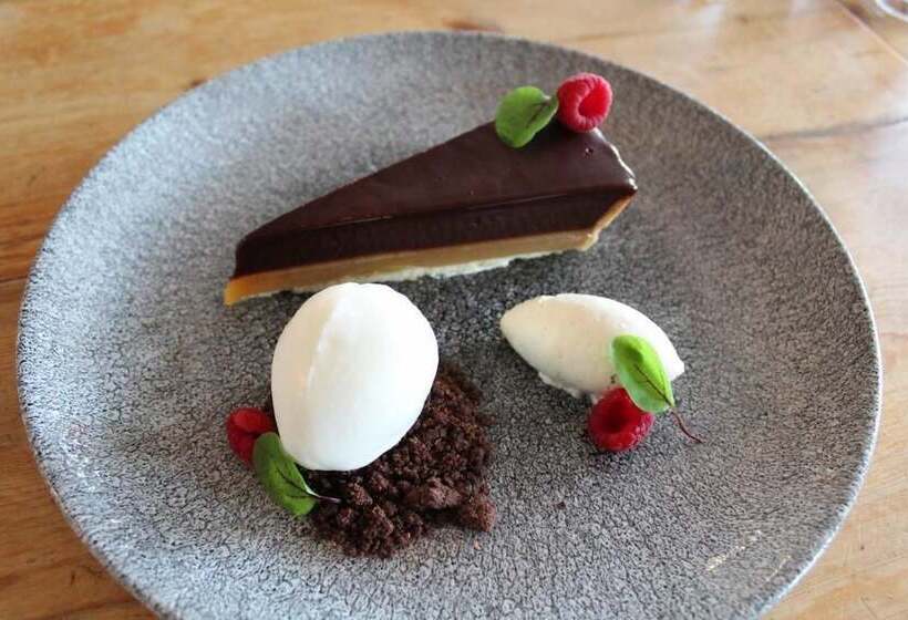 فندق فئة نجمة واحدة The Congresbury Arms