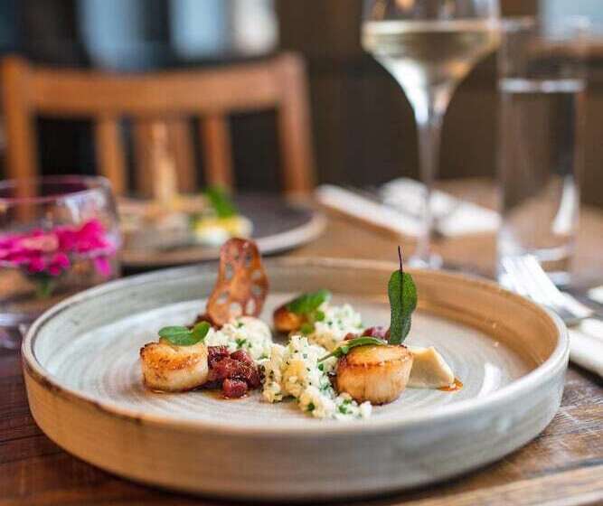 فندق فئة نجمة واحدة The Congresbury Arms