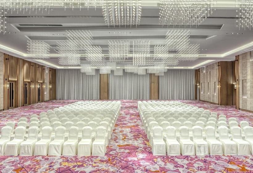 酒店 Crowne Plaza Beihai Silver Beach, An Ihg