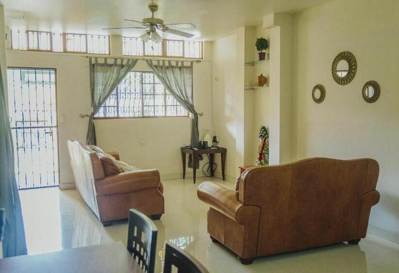 فندق Casa Blanca