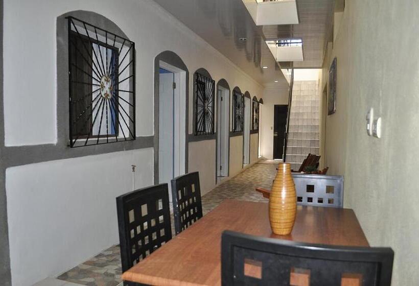 فندق Casa Blanca