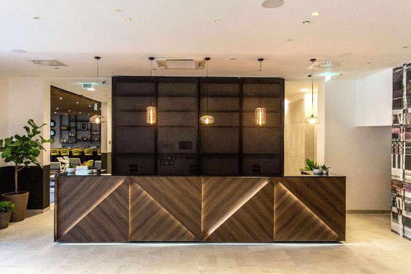 בית מלון כפרי Hilton Garden Inn Zagreb   Radnicka