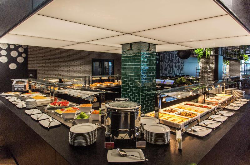 בית מלון כפרי Hilton Garden Inn Zagreb   Radnicka