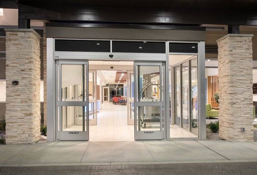 فندق Holiday Inn Express & Suites   Ely, An Ihg