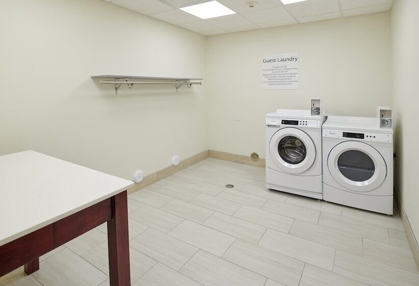 Отель Holiday Inn Express   El Paso   Sunland Park Area, An Ihg