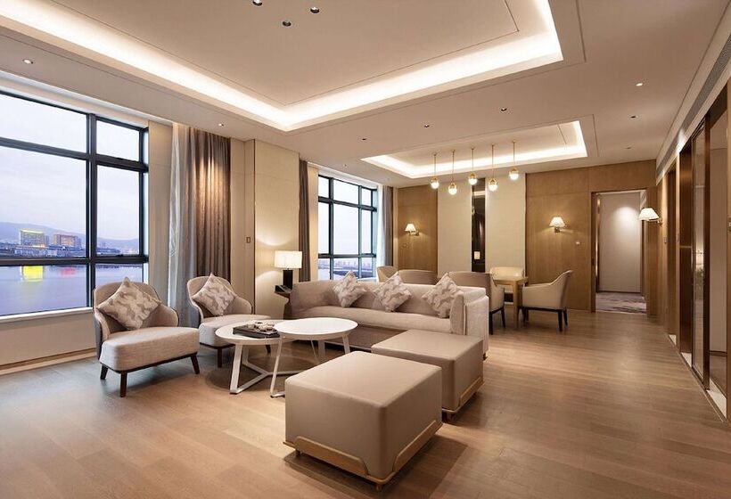 호텔 Howard Johnson By Wyndham Jimei Lake Plaza Xiamen