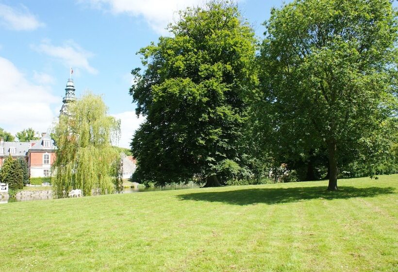 בית מלון כפרי Hvedholm Slots