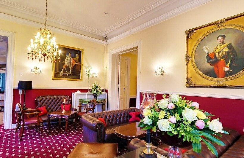 בית מלון כפרי Hvedholm Slots