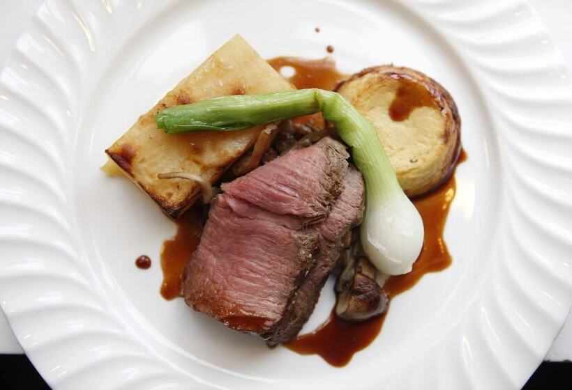 בית מלון כפרי Hvedholm Slots