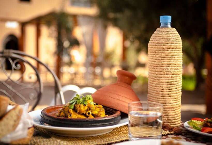 هتل Kasbah Sahara Services