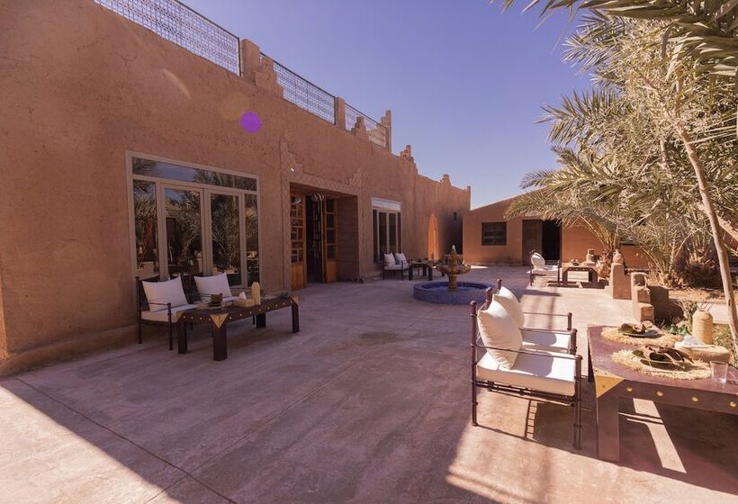 هتل Kasbah Sahara Services