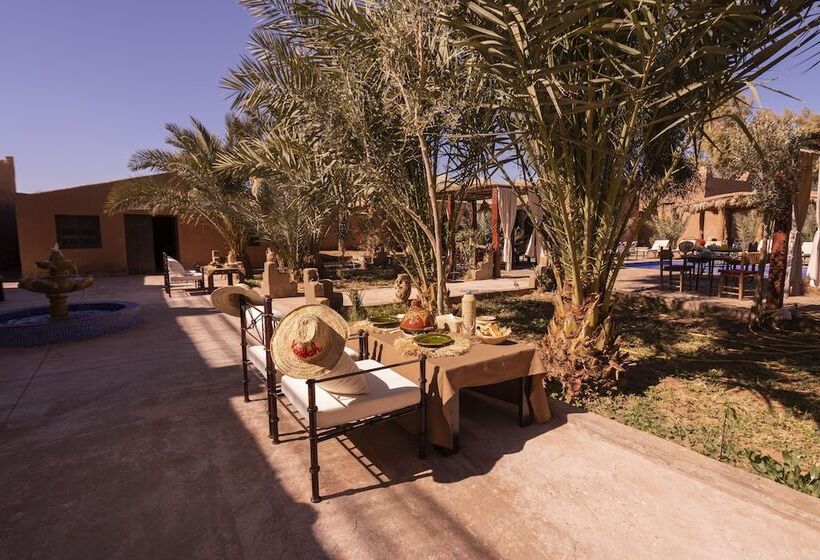 هتل Kasbah Sahara Services