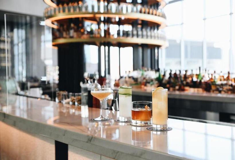 هتل Loews Kansas City