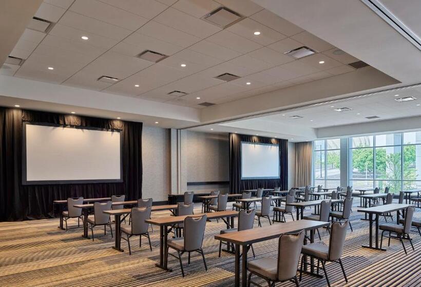 فندق Loews Kansas City