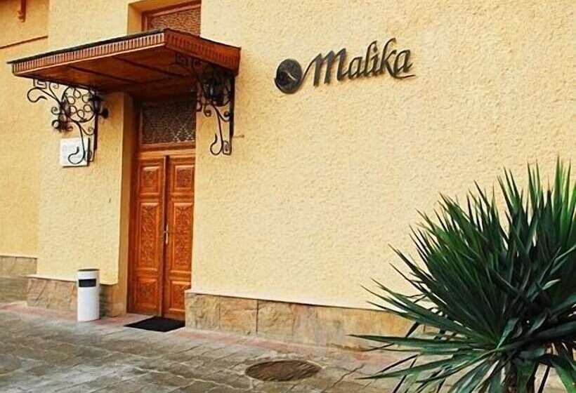 בית מלון כפרי Malika Classic