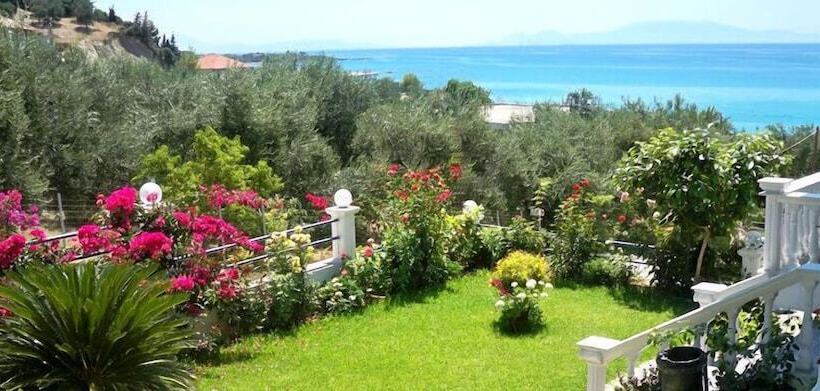 فندق Mesogeios 2000