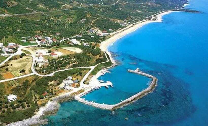 هتل Mesogeios 2000