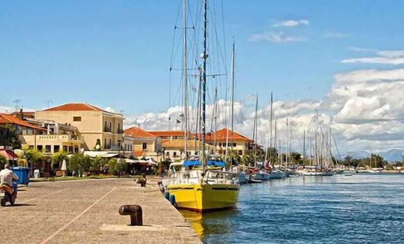 فندق Mesogeios 2000