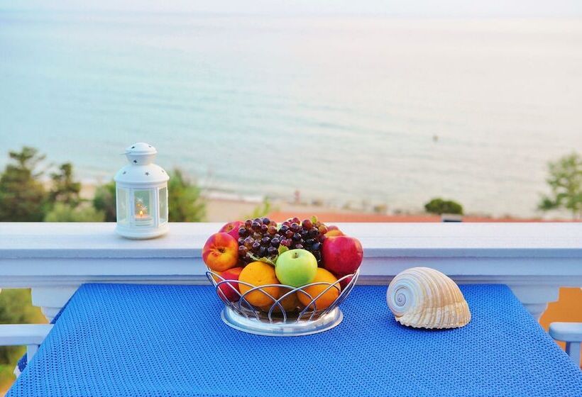 فندق Mesogeios 2000