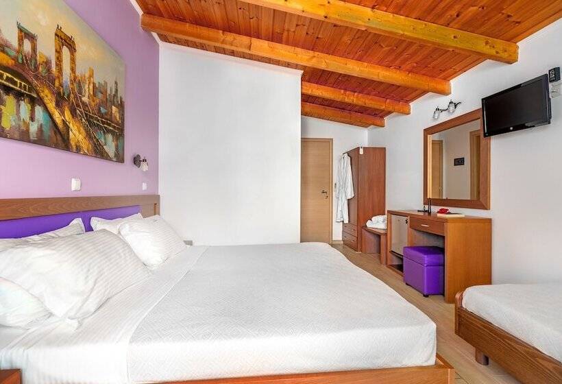 هتل Mesogeios 2000