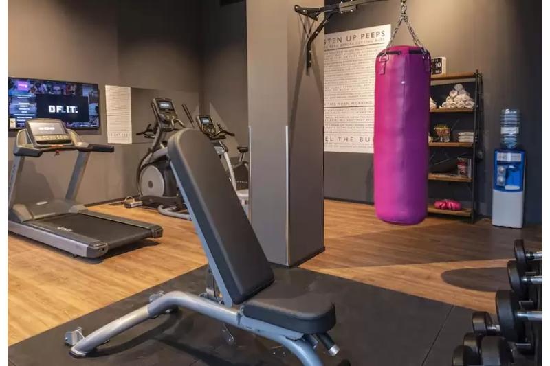 Отель Moxy York