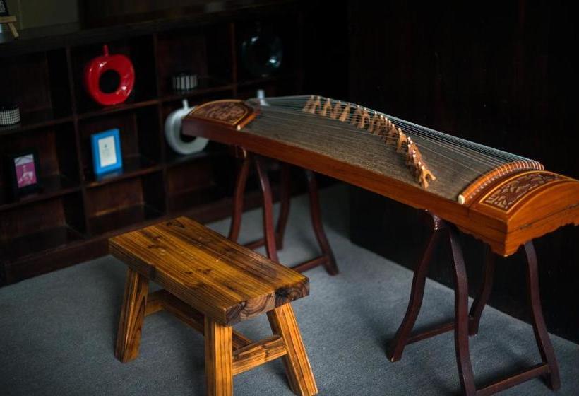 هتل Orchid Land Boutique Inn