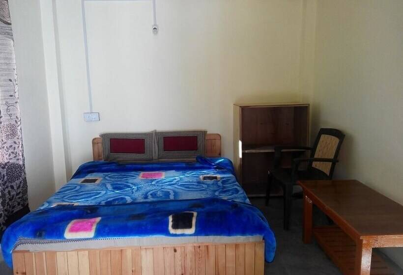 Отель Paradise Holiday Resort