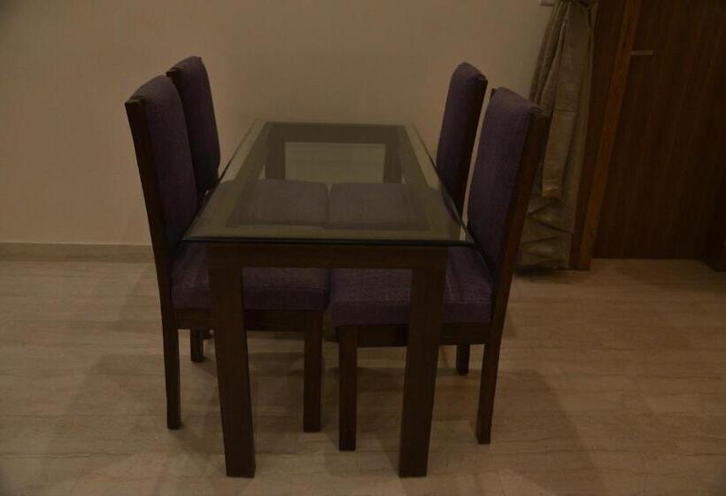 Hotel Vlm Grand Placid