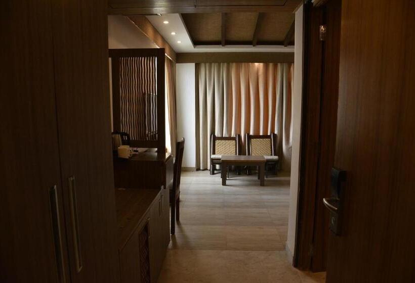 Hotel Vlm Grand Placid