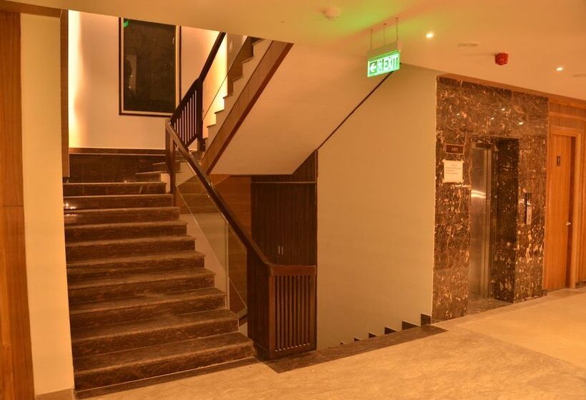 Hotel Vlm Grand Placid